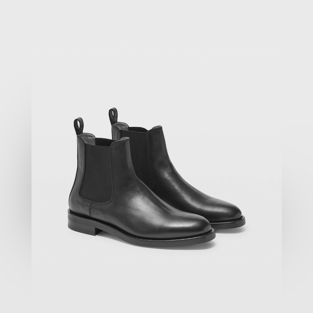 Club Monaco Dark Blue Leather Chelsea boots men Sz 11.5 Made in Italy $329